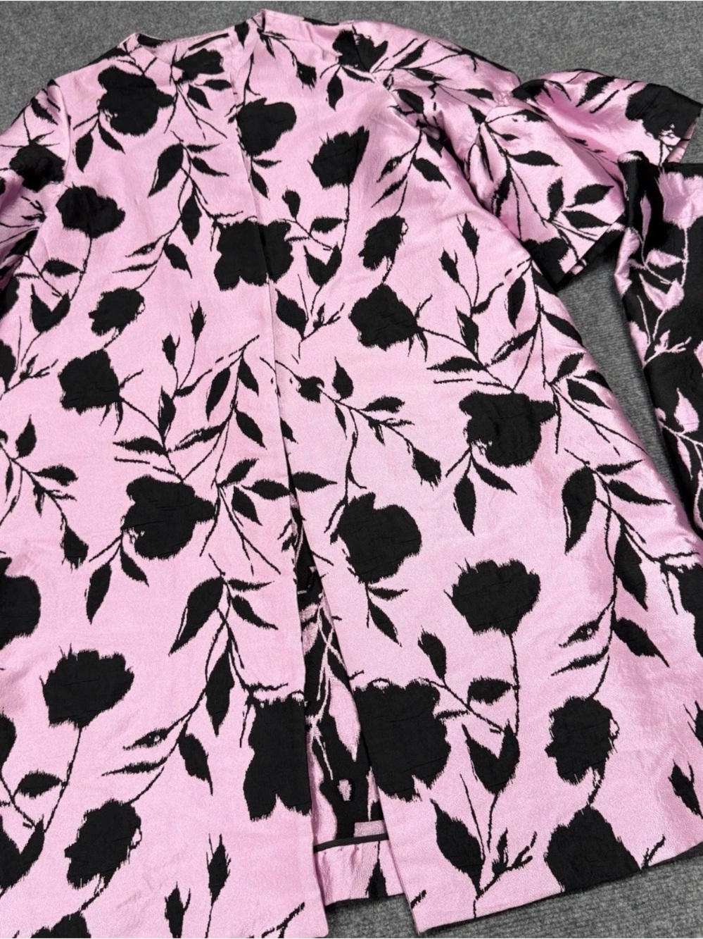 Carolina Herrera Skirt Floral Pink And Black Set (top L) (Bottom 12)